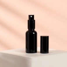 Бутылочка стеклянная для хранения, с распылителем «Black», 30 мл, цвет чёрный