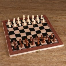 Шахматные фигуры, дерево, король h-5.5 см, пешка h-2.8 см, микс